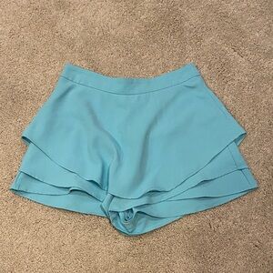 Do + Be small women’s shorts